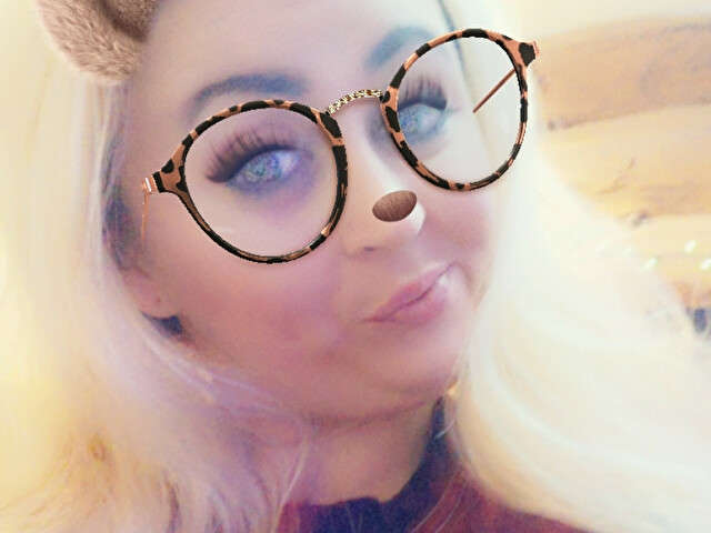 NIFTYNIKKIS free sexy photo