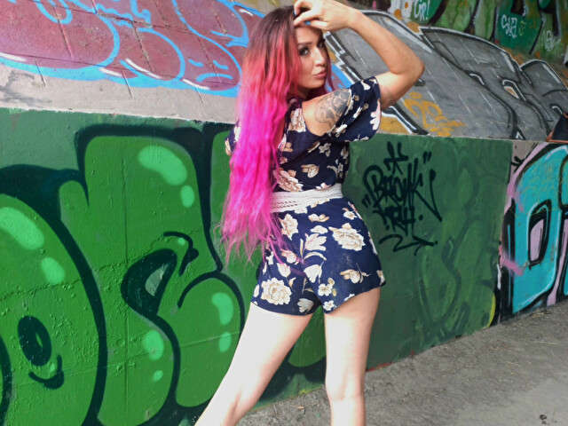 BARBIEQUINN free sexy photo