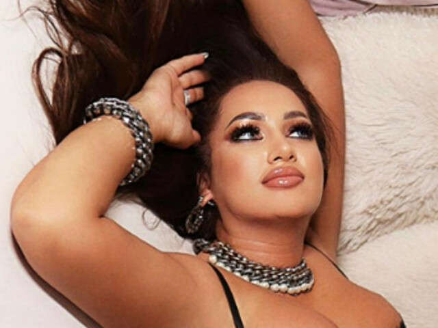 ASSYA free hard sexy photo
