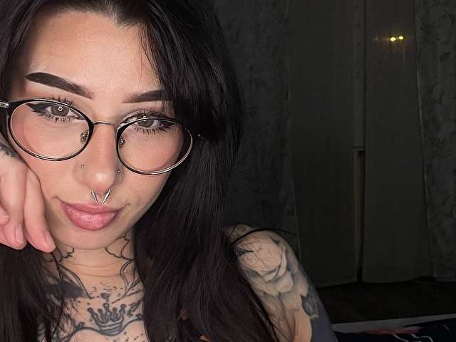 LILITHLUX free sexy photo