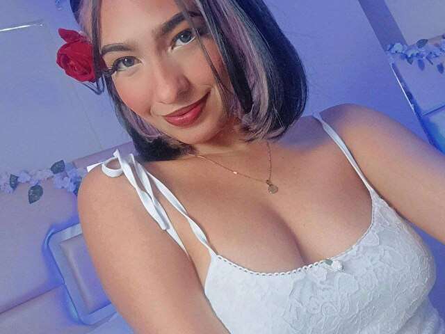 JELENAFOWLER free sexy photo