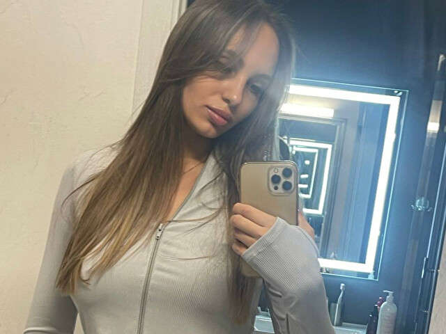 MAGNETIC free sexy photo