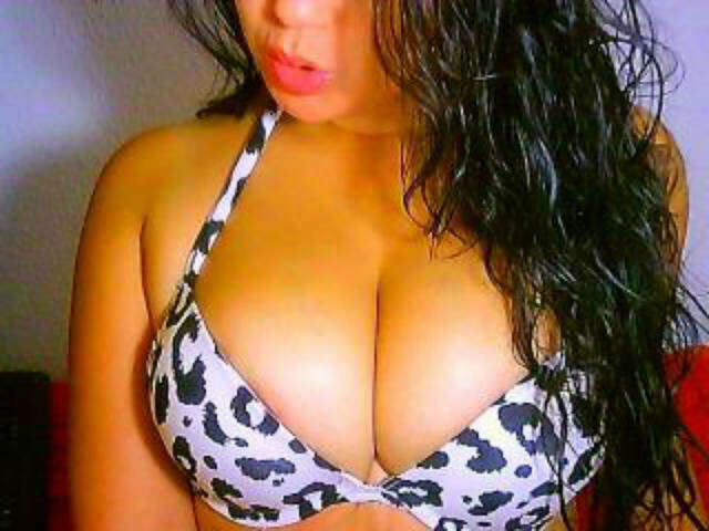 YEILYHOT free hard sexy photo