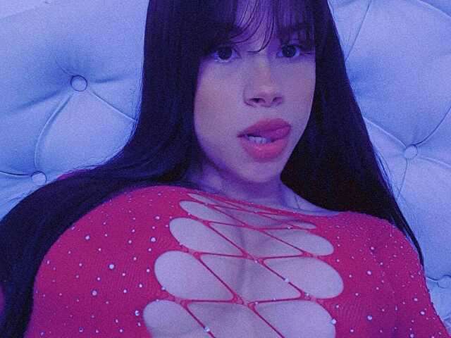 TIFANYSAIN free sexy photo