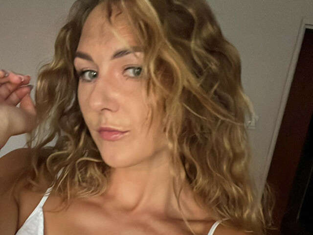 MOOIEPAULA free sexy photo