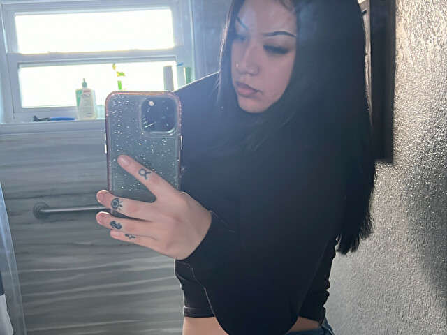 THEYLUVNIKKI free sexy photo
