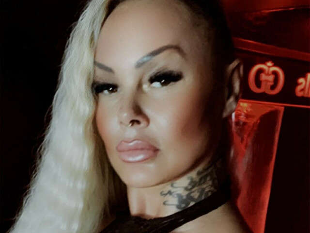 BONNIEVONC free sexy photo