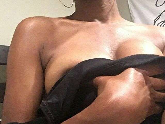 XMOCHAEBBYX free sexy photo