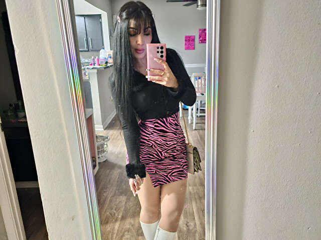 KATHEMAVI free sexy photo