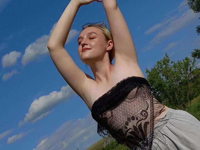 KATRINAFLAME free sexy photo