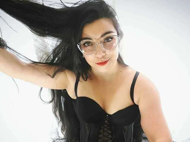 KARLAH free sexy photo
