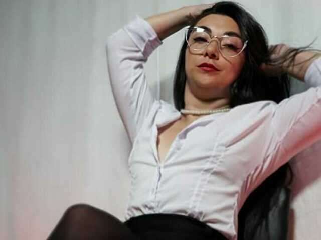 KARLAH free sexy photo