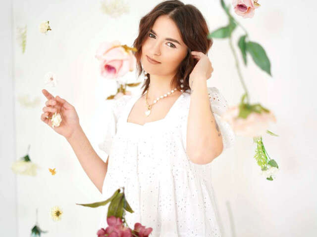 EFULGENTSOUL free sexy photo