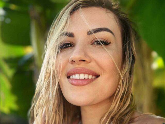 ZOEYMARIE free sexy photo