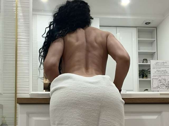 MEGATTON free sexy photo
