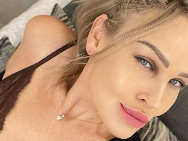 FRAUMICHELLE free sexy photo