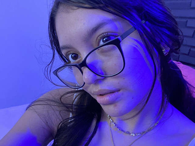ALYMARTHINI free sexy photo