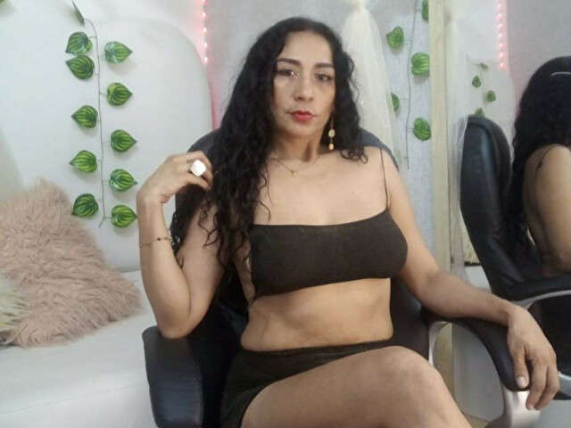 MARILYNQUEEN free sexy photo