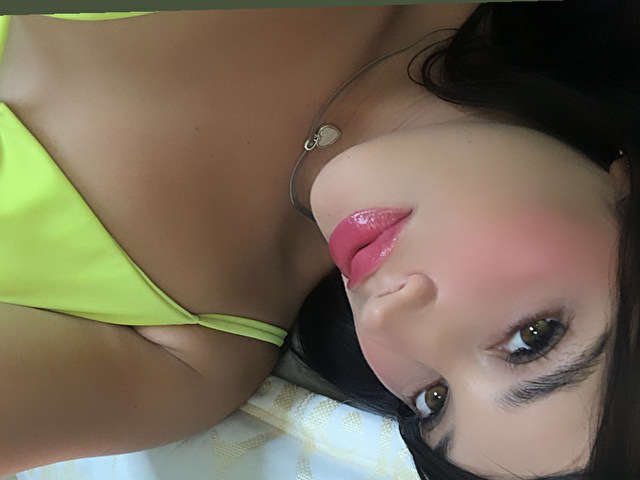 LAURENJHONSO free sexy photo