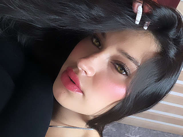 LAURENJHONSO free sexy photo