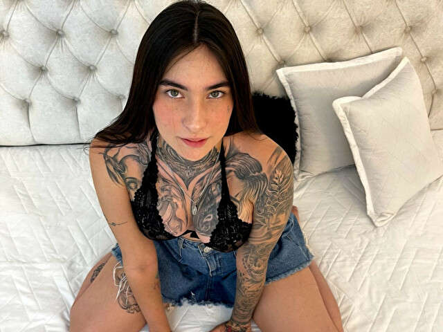 MIAADAMS free sexy photo