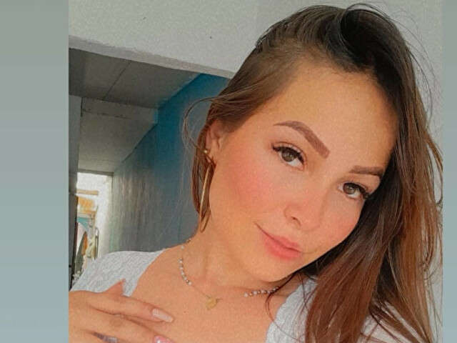DOLLYNICOL free sexy photo