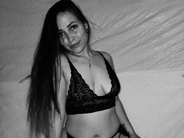 DOLLYNICOL free sexy photo