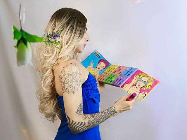 MAYATAYLOR free sexy photo