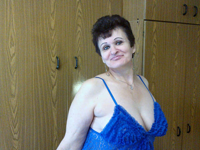 PAULAGOLD free sexy photo