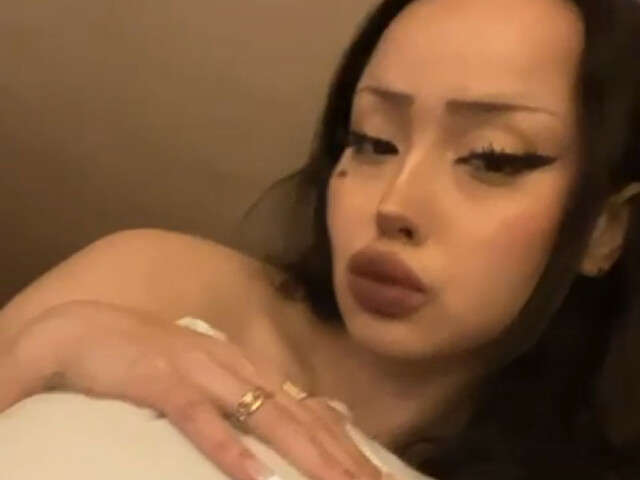 LUNAMILLA free sexy photo