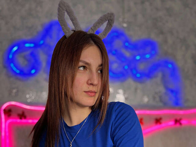 MILANAHOTT free sexy photo