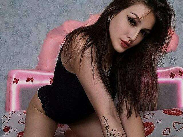 MILANAHOTT free sexy photo