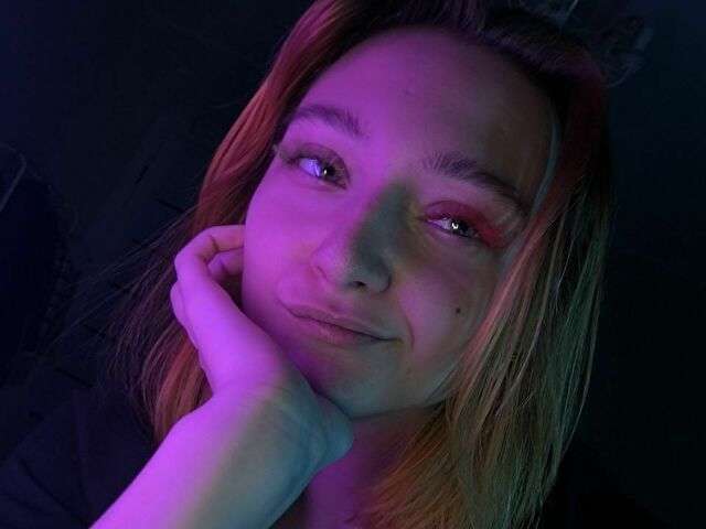 MELANIORANGE free sexy photo