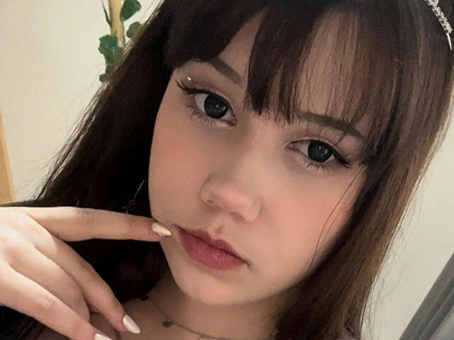 LILYSUNNY free sexy photo