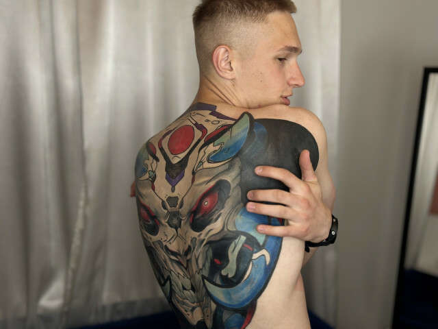 DUSTYNFOXX free sexy photo