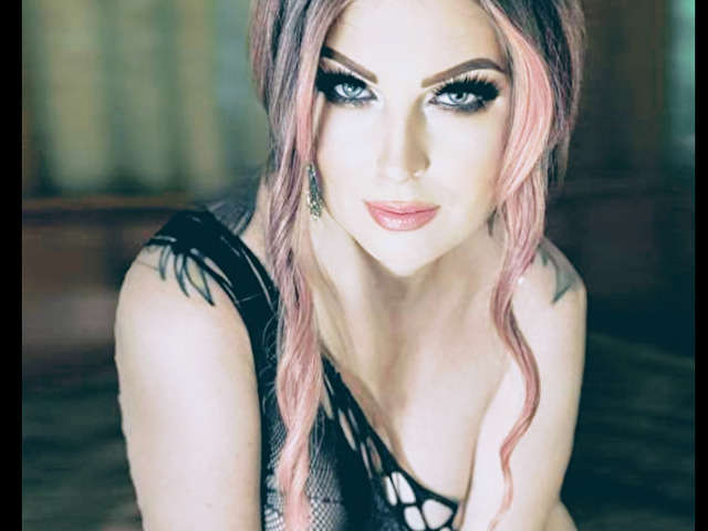 MERIDIANNS free sexy photo