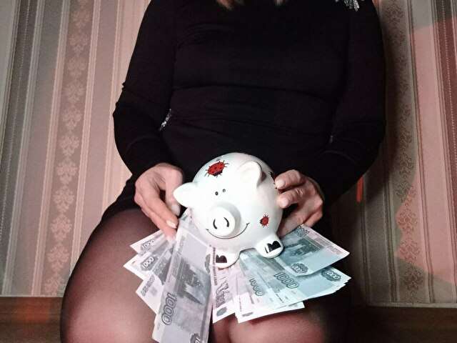 VIKTORINNNI free sexy photo