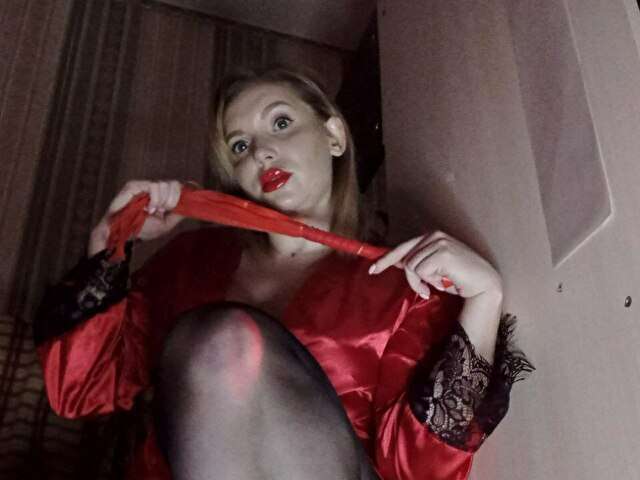 VIKTORINNNI free sexy photo