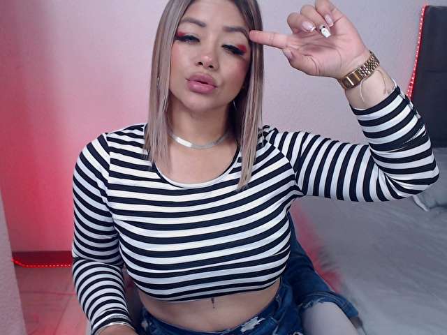 NINAMOONSLV free sexy photo