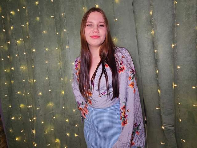 ELLYBELLY free sexy photo