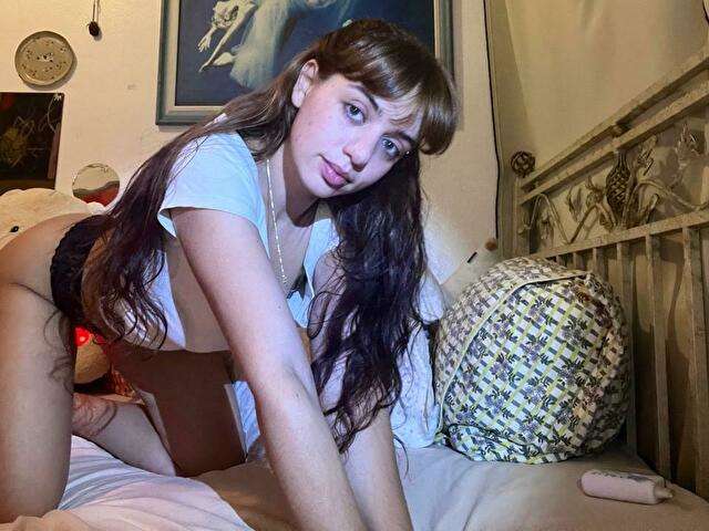 LINDACHERRY free sexy photo