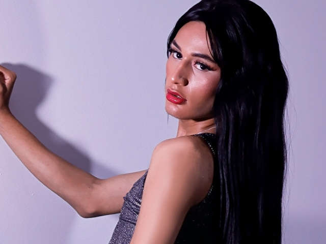 NAHOMIWHITTE1 free sexy photo