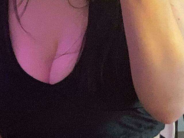LEXYHOTPUSSY free sexy photo