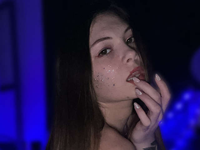 YOURMILKYWAY free sexy photo