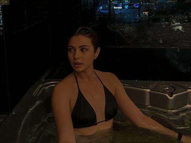 JESSYBLOOM free sexy photo
