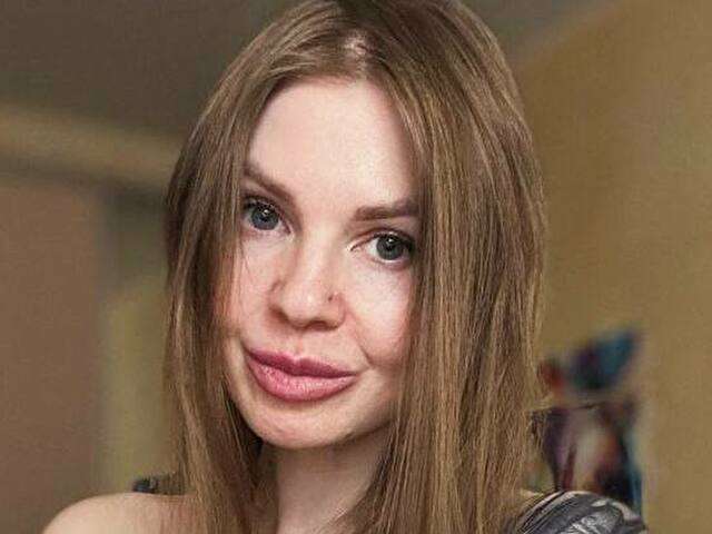 YOURSPARKLE free sexy photo