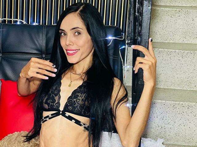 ORNELACOOPER free sexy photo