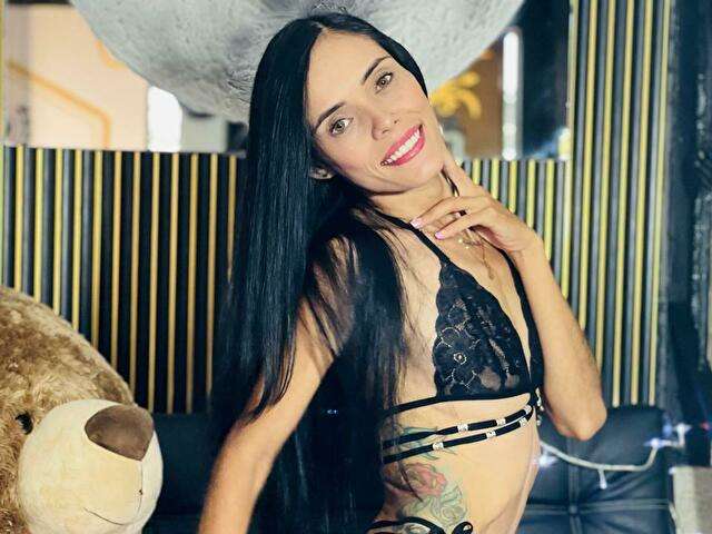 ORNELACOOPER free sexy photo