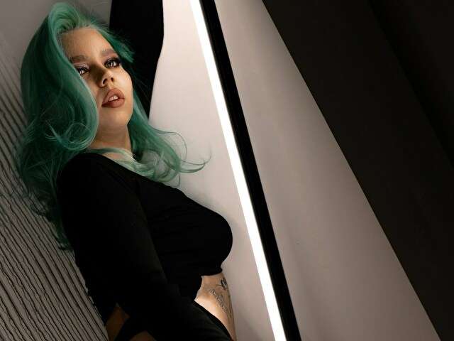 FUNNYVIBEE free sexy photo