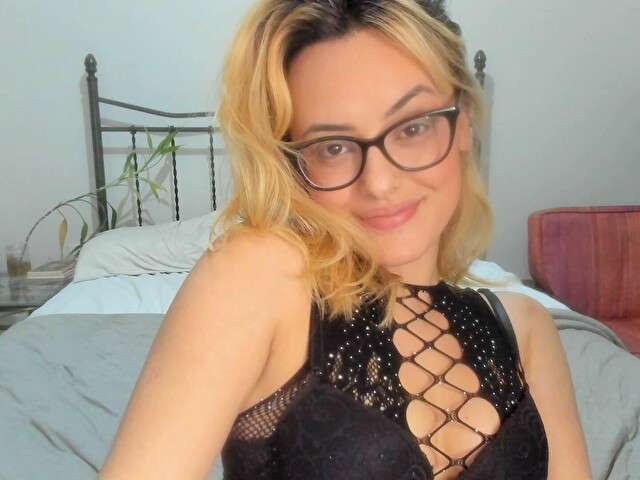 ALEXIA9090 free sexy photo